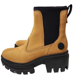 Timberland Everleigh Chelsea Boots | Women's size 8.5 | Wheat Nubuck